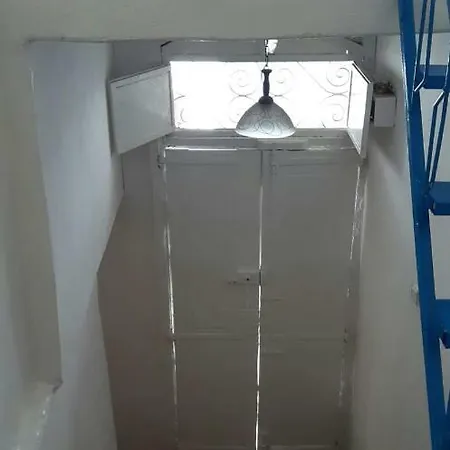 بيت للعطل Merkezde Evi